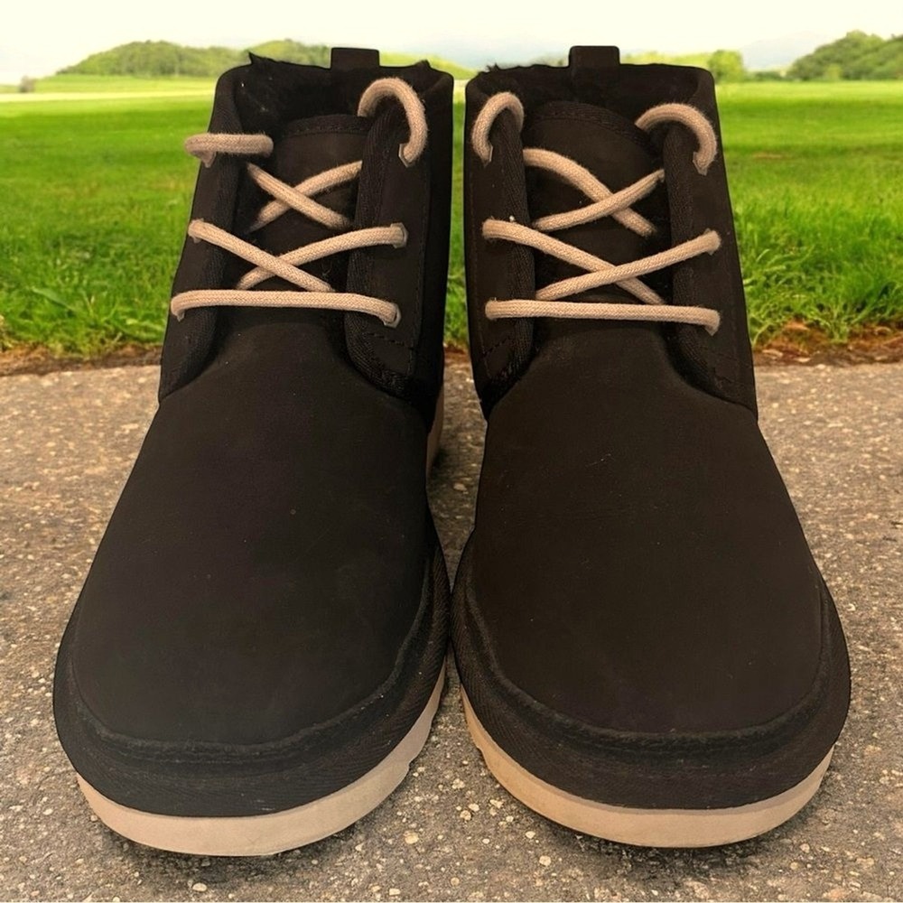 UGG Neumel II Black Wool Lined Boots White Sole Kids SZ 6 EU 36 Women's SZ‎ 7.5 - Picture 3 of 10